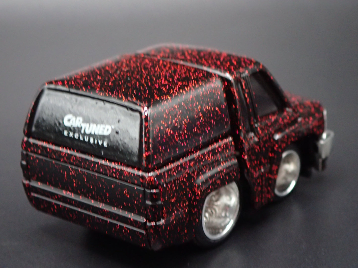 1987 87 TOYOTA SR5 PICKUP TRUCK CAR TUNED BURGUNDY 1/64 SCALE DIECAST MODEL CAR