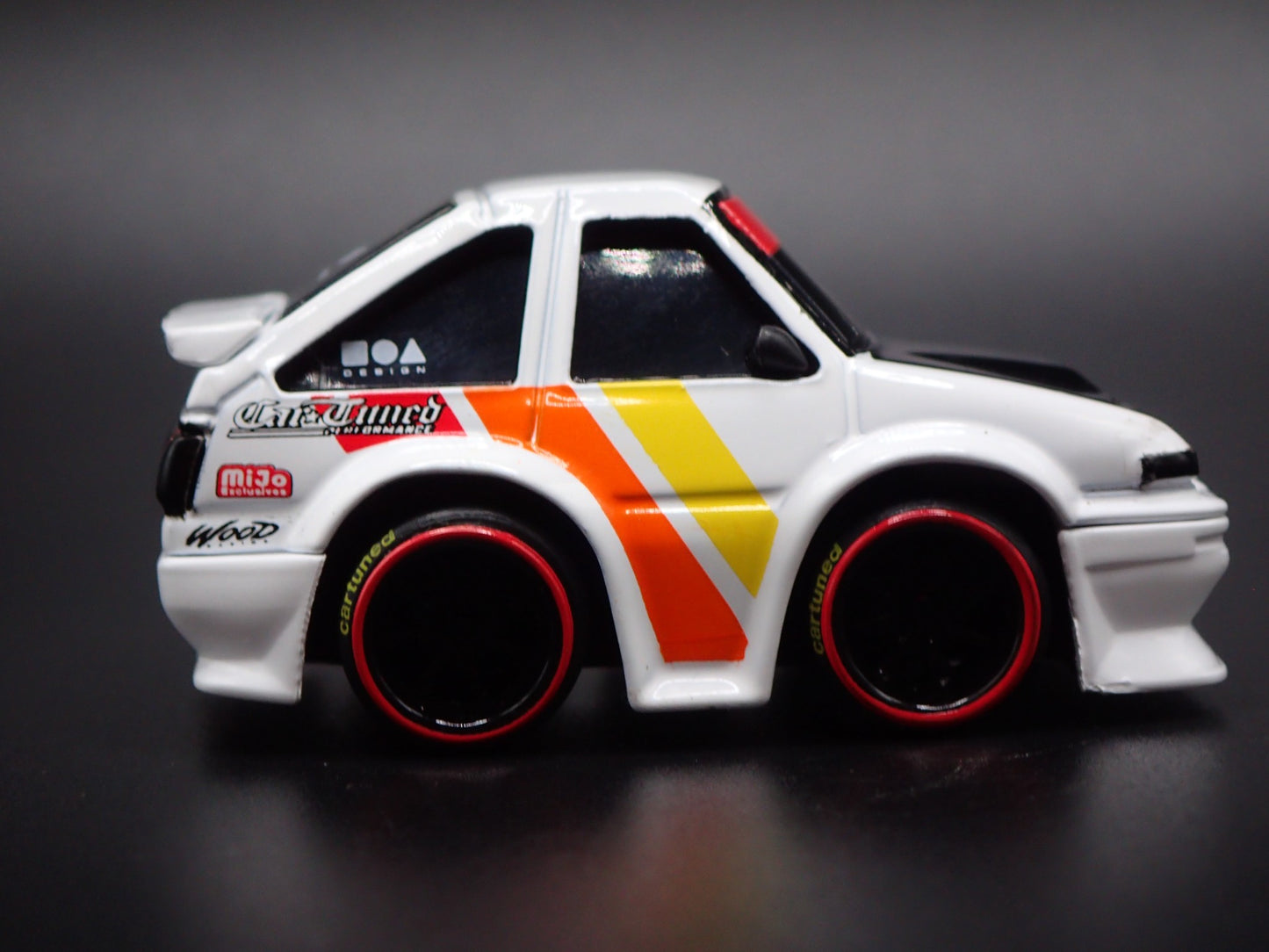 1983-1987 TOYOTA SPRINTER AE86 WHITE TUNED JDM 1/64 SCALE DIECAST MODEL CAR