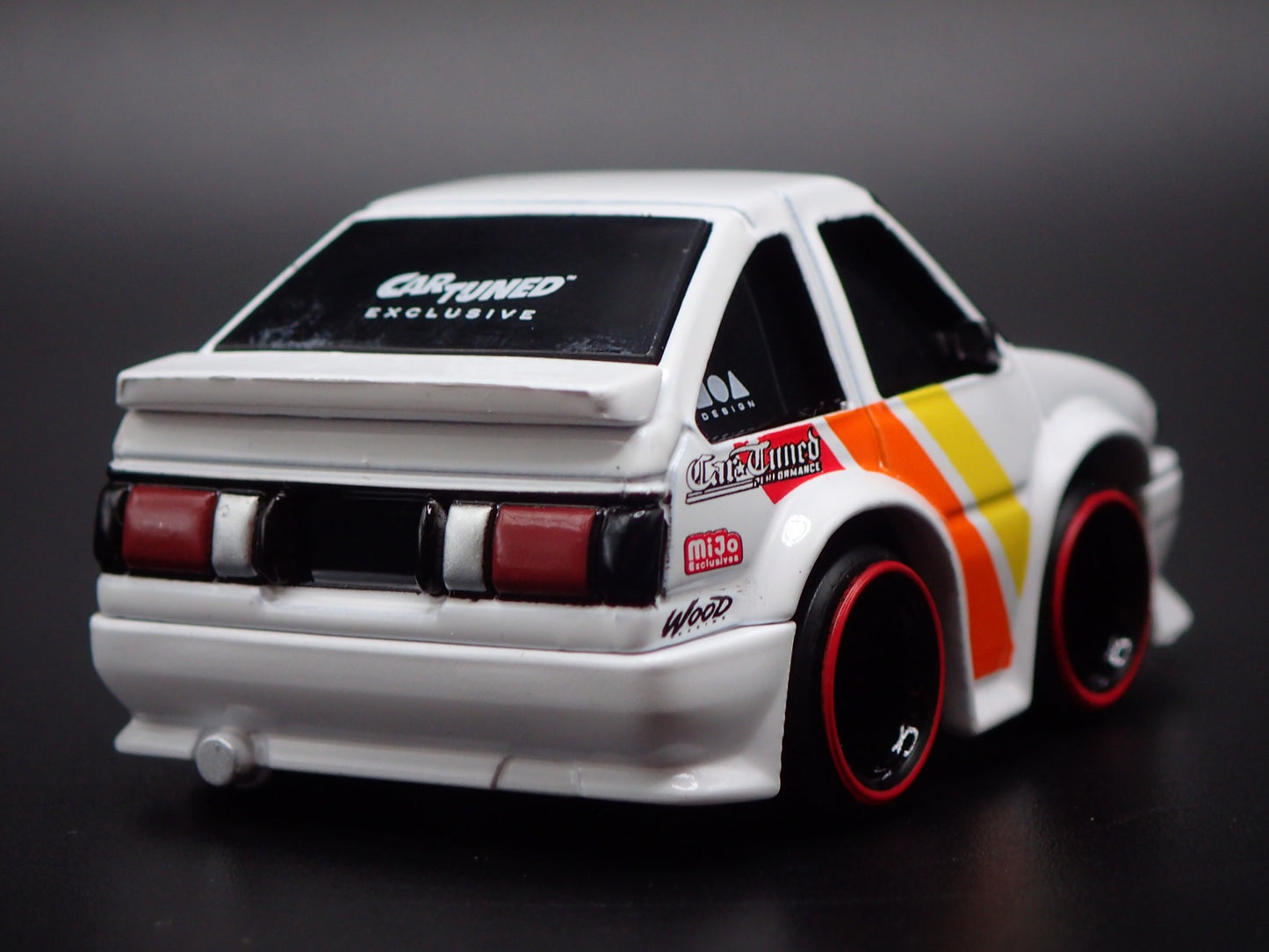 1983-1987 TOYOTA SPRINTER AE86 WHITE TUNED JDM 1/64 SCALE DIECAST MODEL CAR