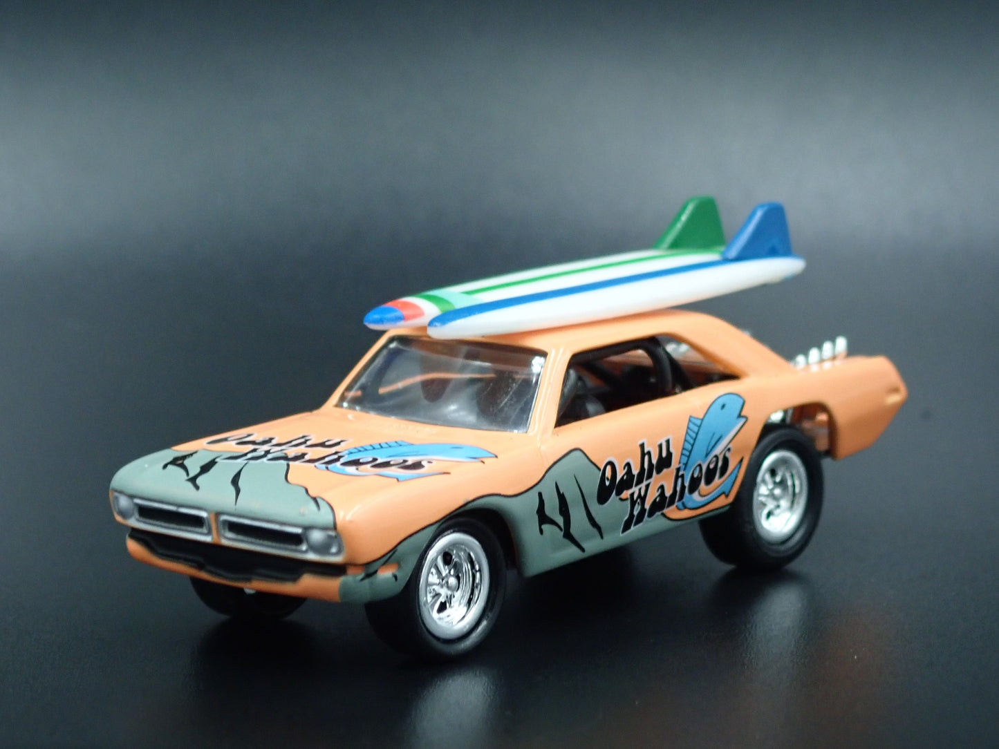 1970 DODGE DART SWINGER RARE 1:64 SCALE COLLECTIBLE DIORAMA DIECAST MODEL CAR
