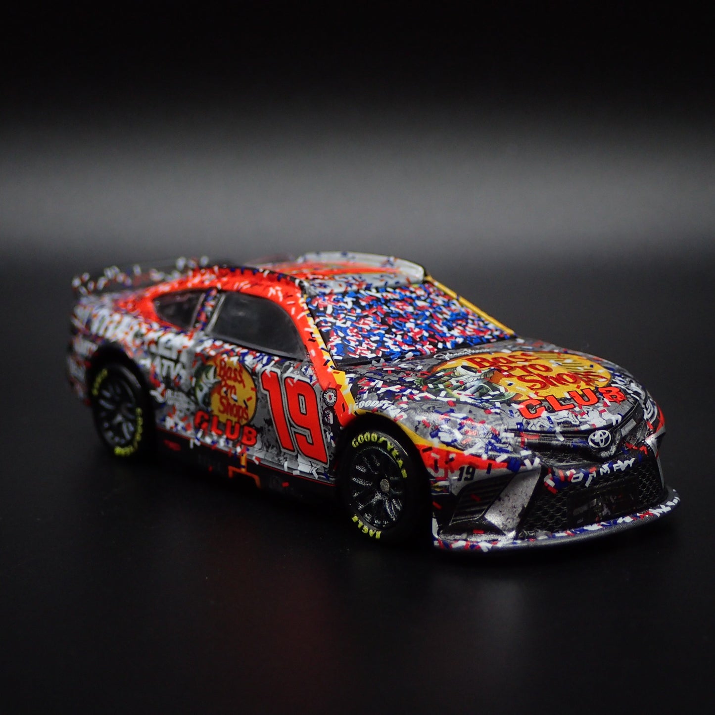 2023 23 TOYOTA CAMRY #19 MARTIN TRUEX JR BASS PRO SHOPS NASCAR 1:64 DIECAST CAR