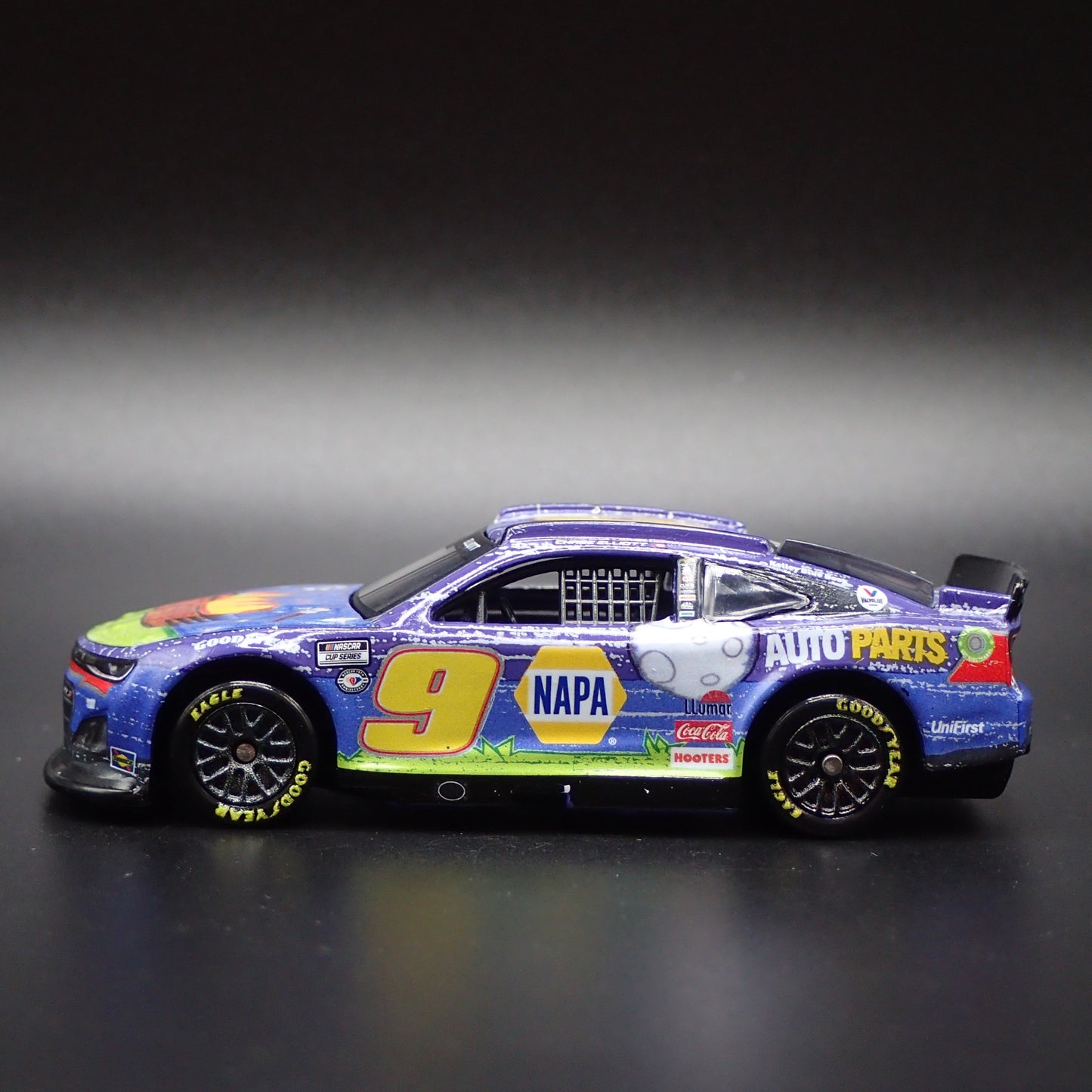 2023 23 CHEVY CAMARO ZL1 9 CHASE ELLIOTT NAPA CHILDRENS NASCAR 1:64 DIECAST CAR