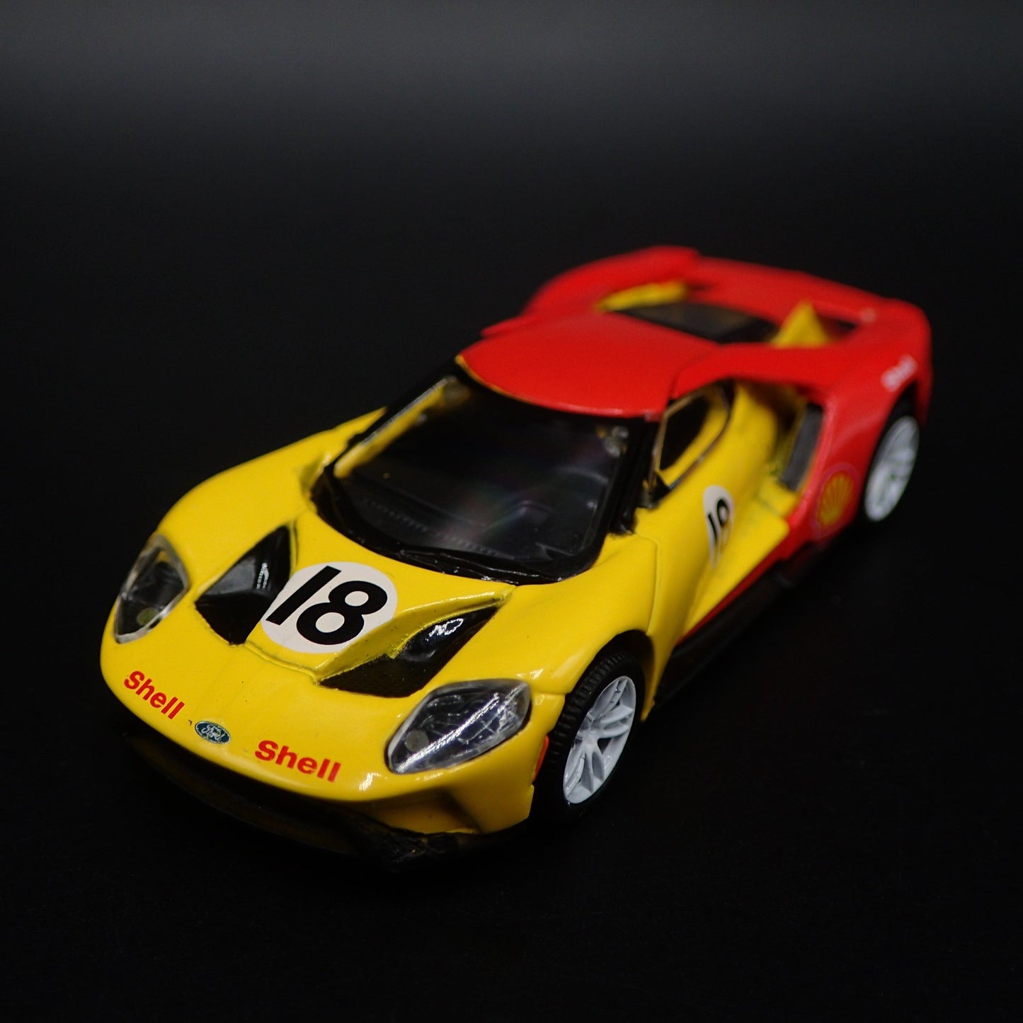 2017-2022 FORD GT SHELL OIL RACING SUPERCAR 1:64 SCALE DIORAMA DIECAST MODEL CAR