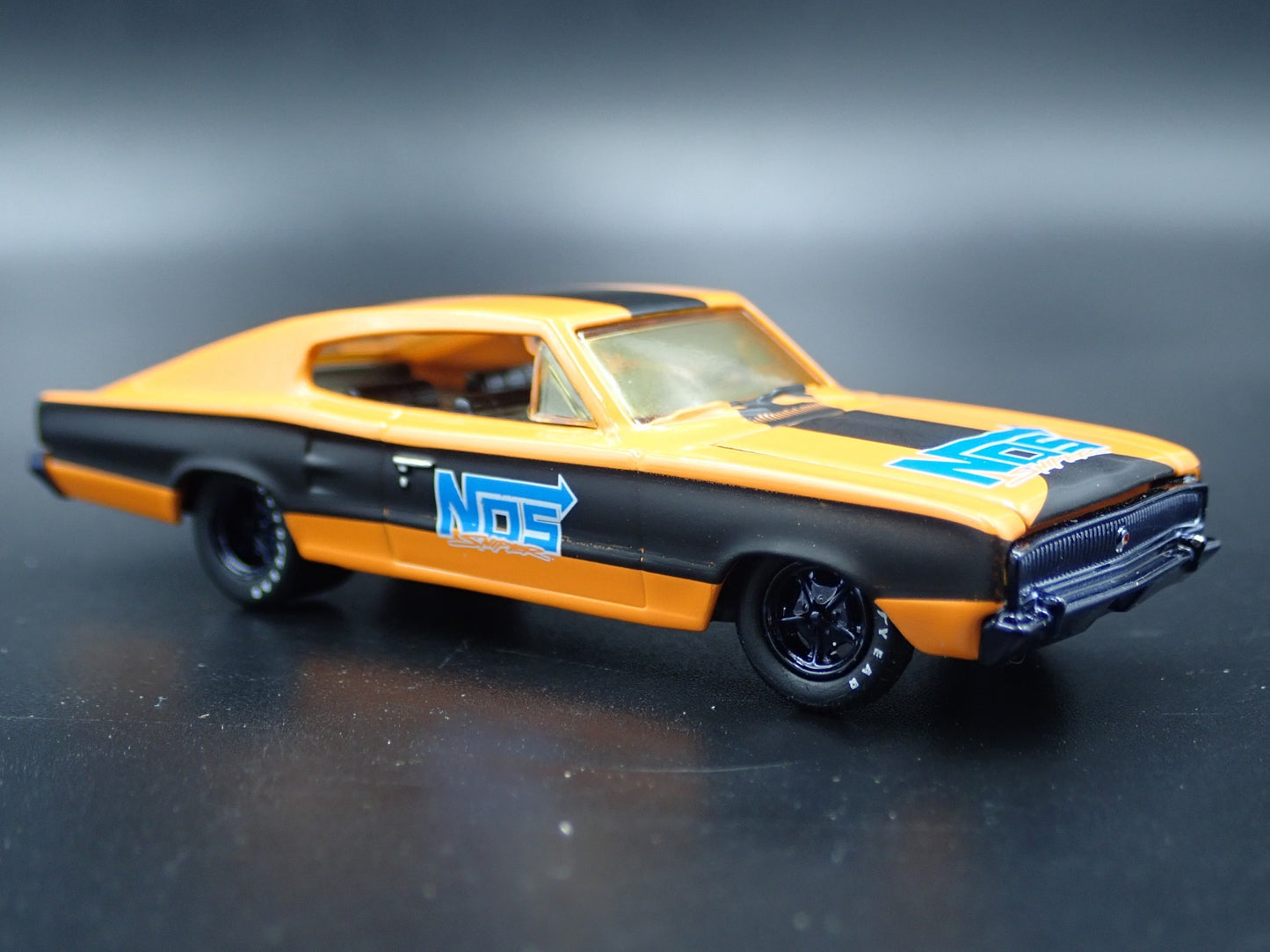 1966 66 DODGE CHARGER HEMI NOS ORANGE 1:64 SCALE COLLECTIBLE DIECAST MODEL CAR