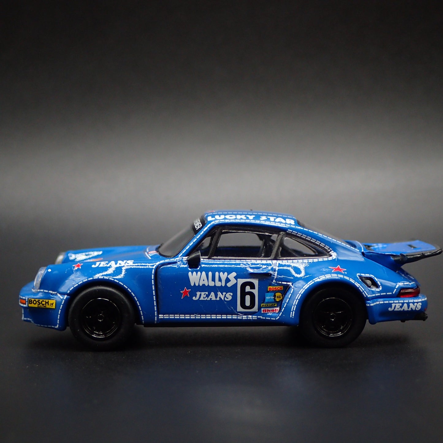 PORSCHE 911 CARRERA RSR 3.0 KREMER RACING WALLYS 1:64 SCALE DIECAST MODEL CAR