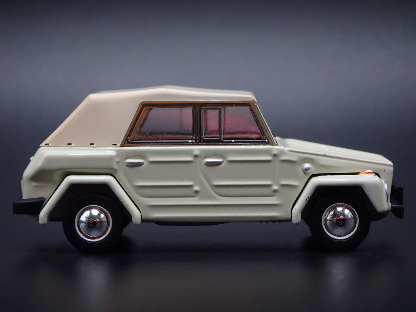 VOLKSWAGEN THING TYPE 181 TAN 1:64 SCALE COLLECTIBLE DIORAMA DIECAST MODEL CAR