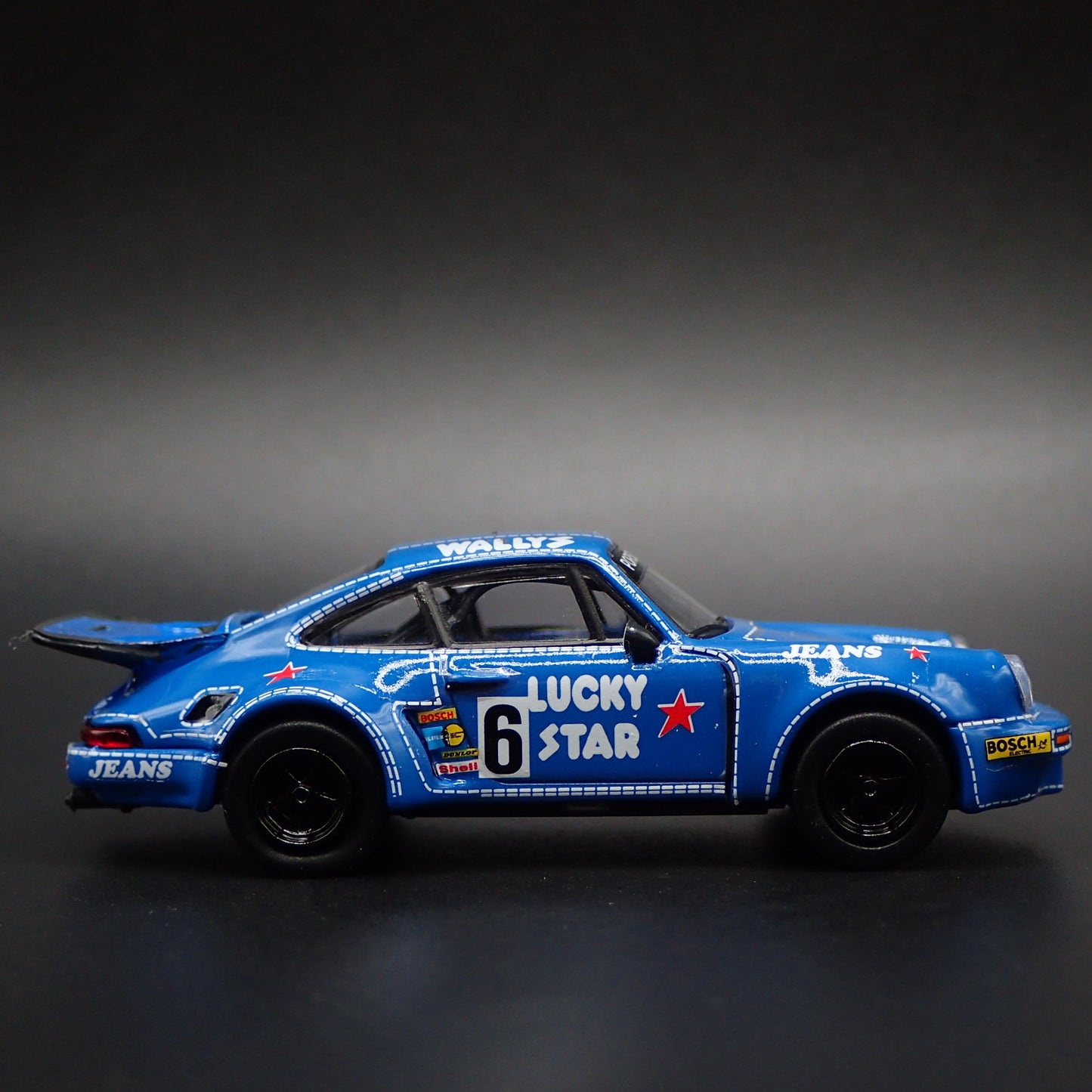 PORSCHE 911 CARRERA RSR 3.0 KREMER RACING WALLYS 1:64 SCALE DIECAST MODEL CAR
