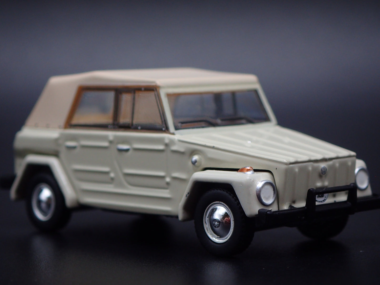 VOLKSWAGEN THING TYPE 181 TAN 1:64 SCALE COLLECTIBLE DIORAMA DIECAST MODEL CAR