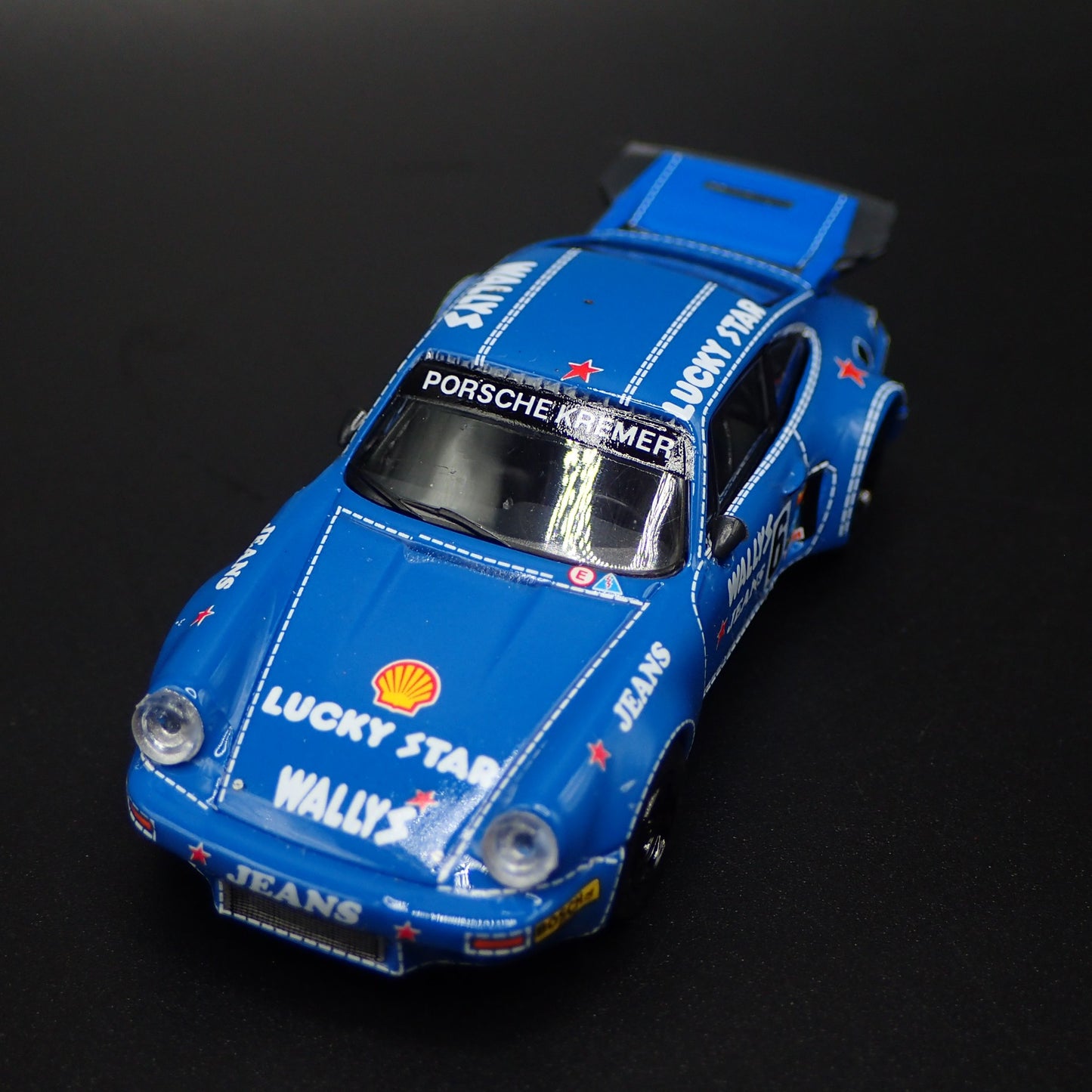 PORSCHE 911 CARRERA RSR 3.0 KREMER RACING WALLYS 1:64 SCALE DIECAST MODEL CAR