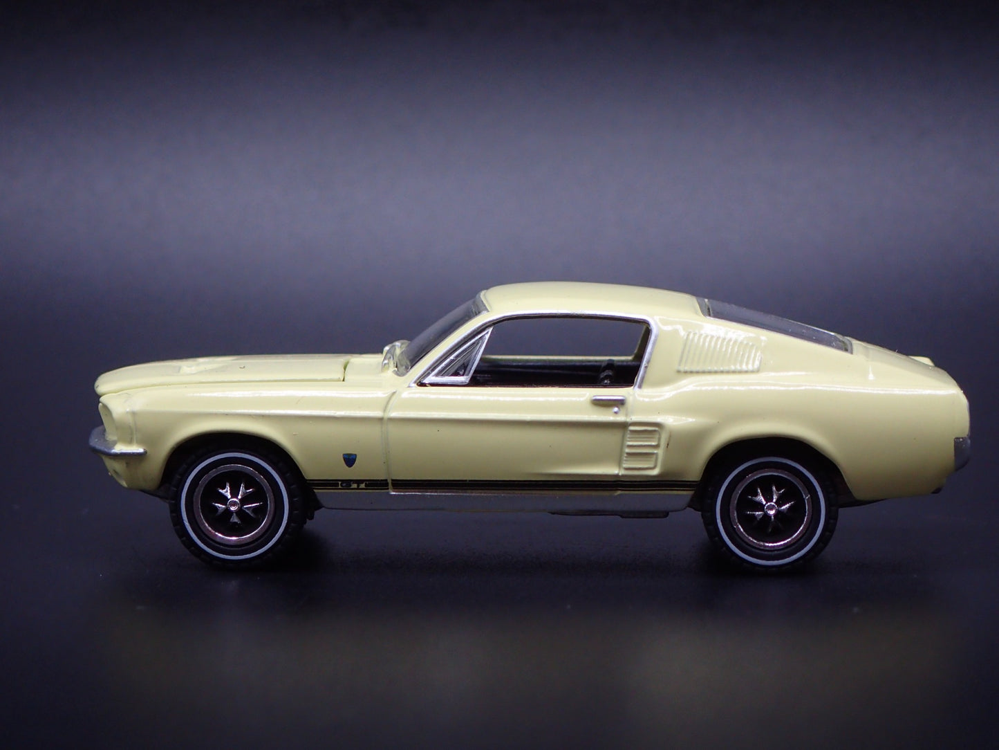 1967 67 FORD MUSTANG GT FASTBACK HIGH COUNTRY SPEC 1:64 SCALE DIECAST MODEL CAR
