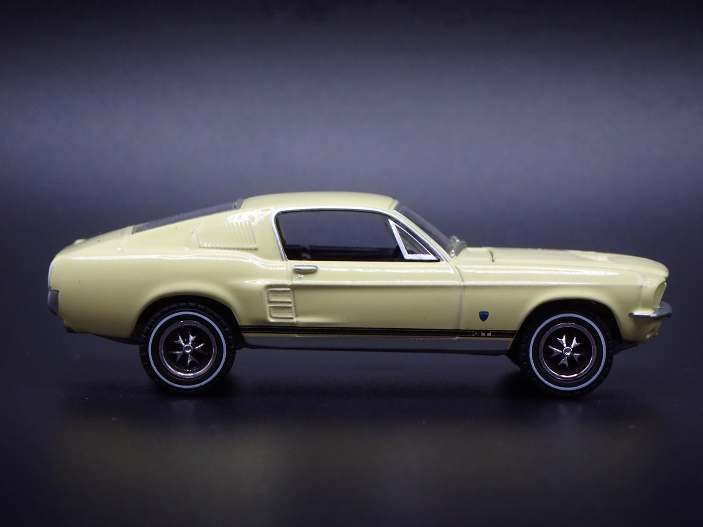 1967 67 FORD MUSTANG GT FASTBACK HIGH COUNTRY SPEC 1:64 SCALE DIECAST MODEL CAR