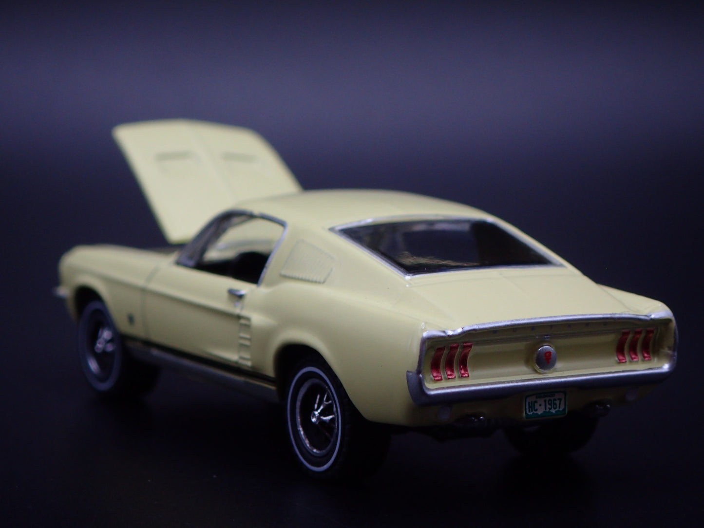 1967 67 FORD MUSTANG GT FASTBACK HIGH COUNTRY SPEC 1:64 SCALE DIECAST MODEL CAR