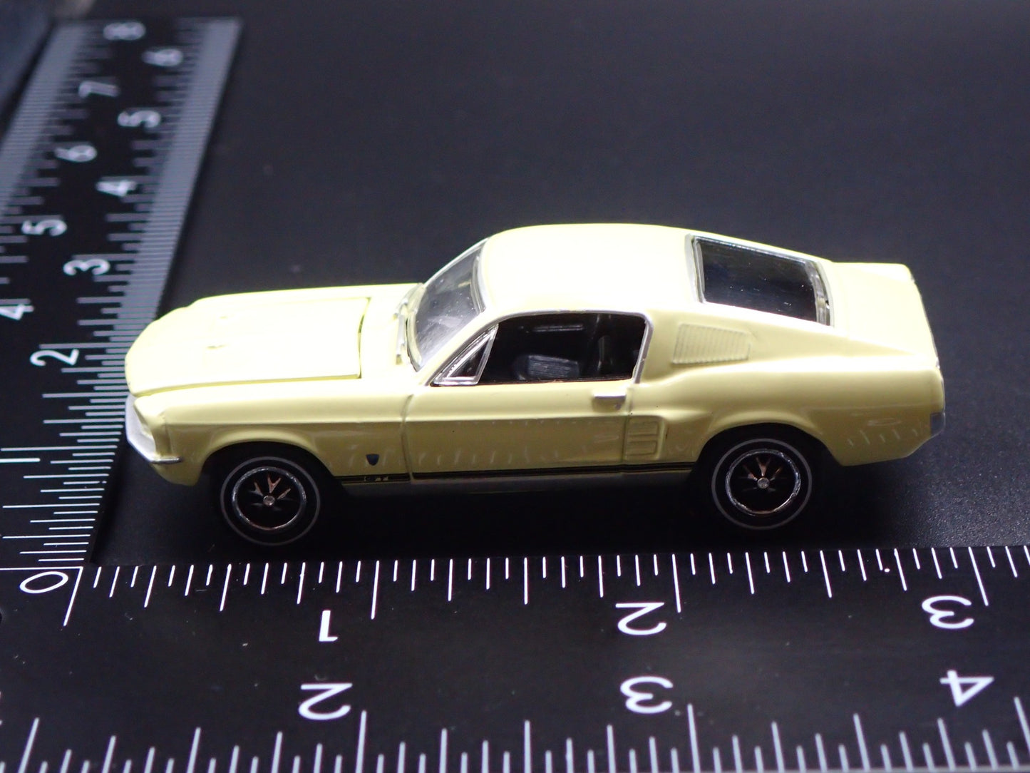 1967 67 FORD MUSTANG GT FASTBACK HIGH COUNTRY SPEC 1:64 SCALE DIECAST MODEL CAR