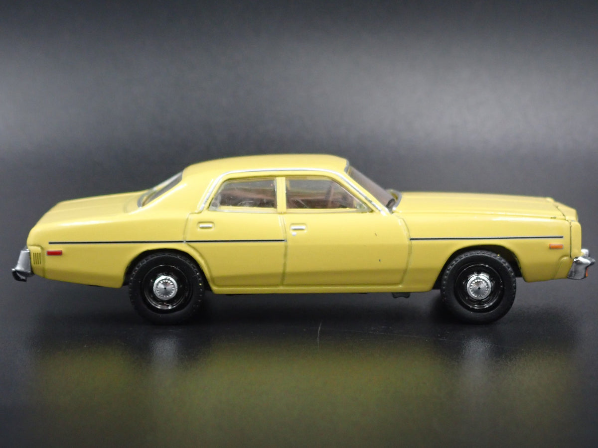 1978 78 DODGE MONACO 4 FOUR DOOR RARE 1/64 SCALE COLLECTIBLE DIECAST MODEL CAR-Burning Rubber Toy Company