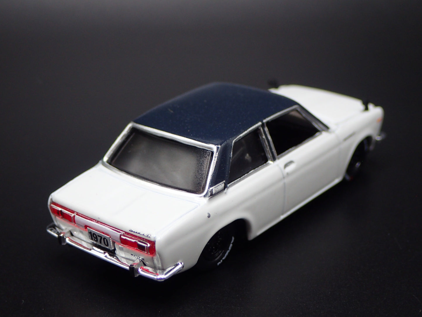1967-1973 DATSUN 510 2 TWO DOOR 1:64 SCALE COLLECTIBLE DIORAMA DIECAST MODEL CAR