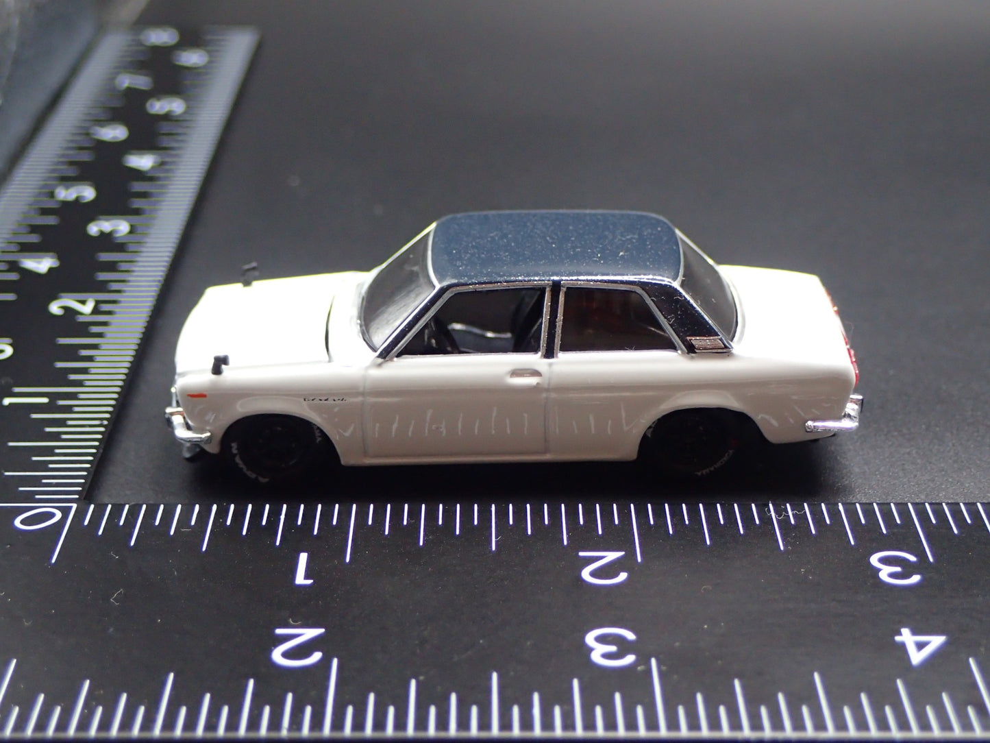 1967-1973 DATSUN 510 2 TWO DOOR 1:64 SCALE COLLECTIBLE DIORAMA DIECAST MODEL CAR