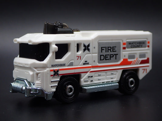 FIRE ENGINE TRUCK BLAZE BUSTER II WHITE 1:64 MB SCALE DIORAMA DIECAST MODEL CAR