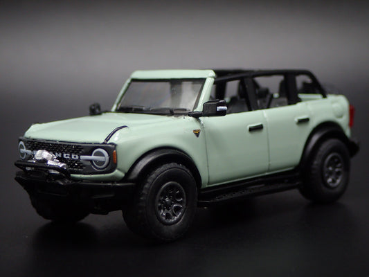 2021-2026 FORD BRONCO 4 FOUR DOOR w HITCH GREEN 1:64 SCALE DIECAST MODEL CAR