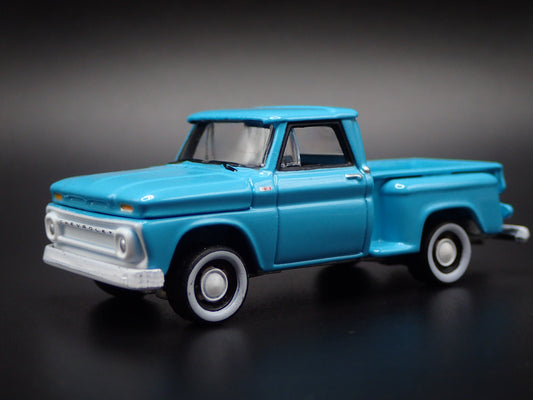 1965 65 CHEVY CHEVROLET STEPSIDE PICKUP TRUCK HITCH 1:64 SCALE DIECAST MODEL CAR