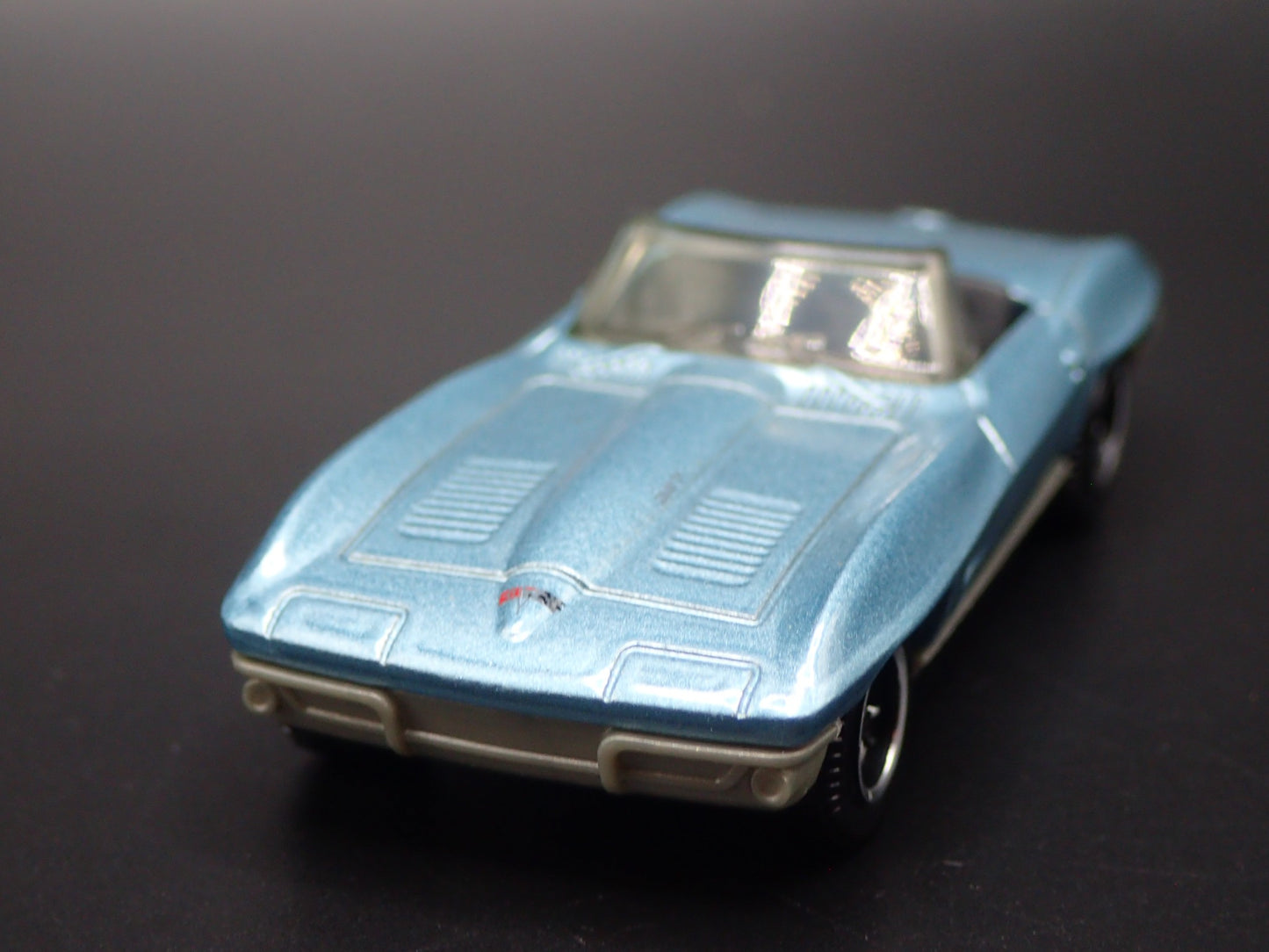 1963 63 CHEVY CHEVROLET CORVETTE CONVERTIBLE BLUE 1/64 SCALE DIECAST MODEL CAR