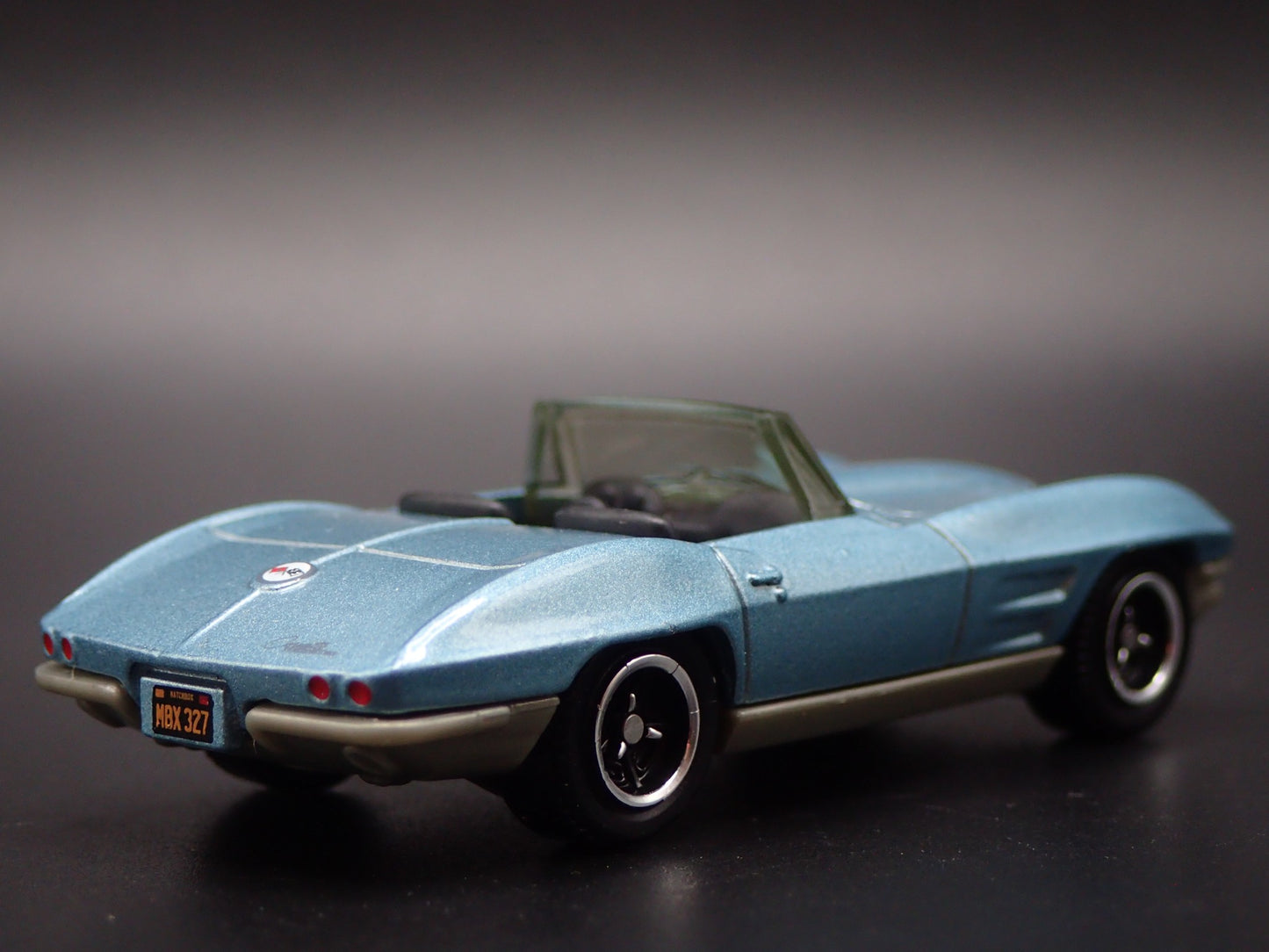 1963 63 CHEVY CHEVROLET CORVETTE CONVERTIBLE BLUE 1/64 SCALE DIECAST MODEL CAR