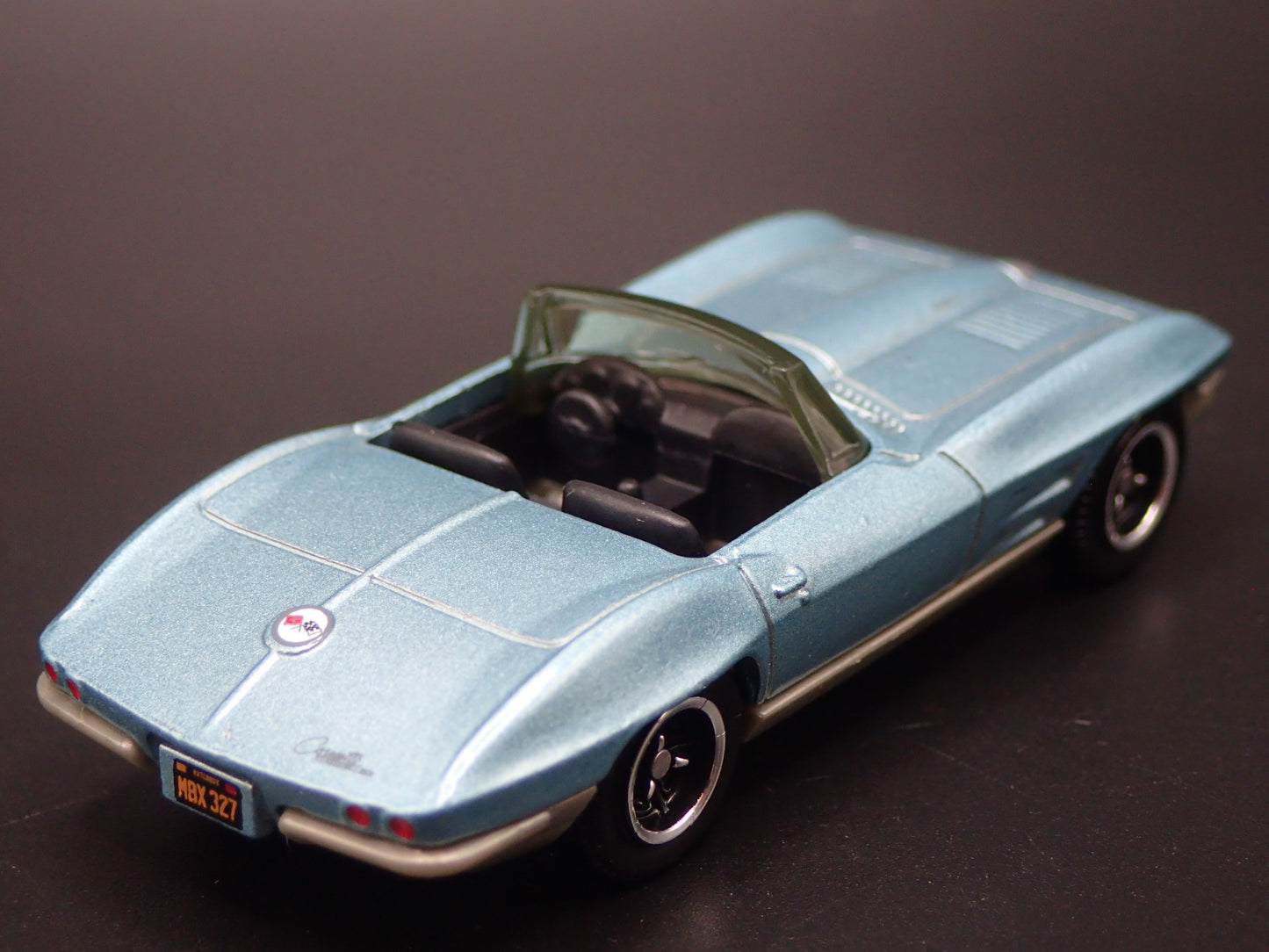 1963 63 CHEVY CHEVROLET CORVETTE CONVERTIBLE BLUE 1/64 SCALE DIECAST MODEL CAR