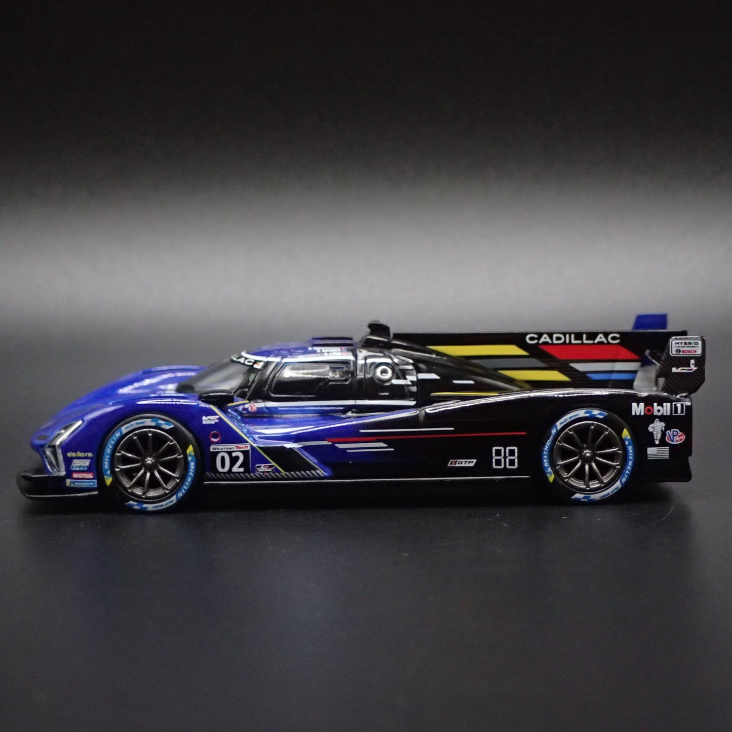 CADILLAC V SERIES R #02 2023 IMSA DAYTONA 24 HRS 1:64 SCALE DIECAST MODEL CAR