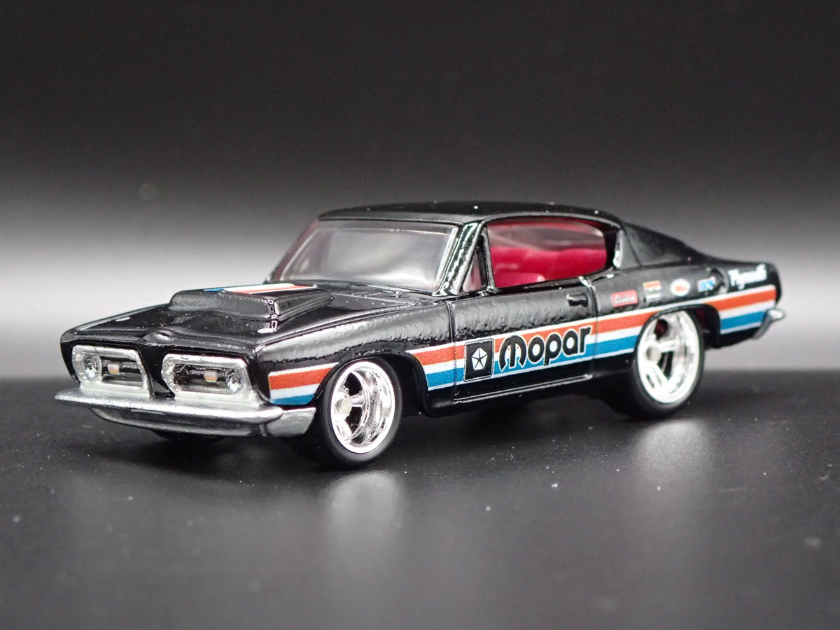 1968 PLYMOUTH BARRACUDA CUDA FASTBACK MOPAR 1/64 SCALE DIORAMA DIECAST MODEL CAR-Burning Rubber Toy Company