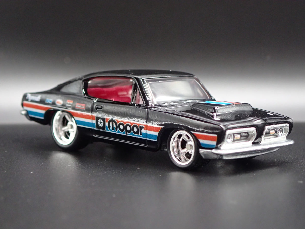 1968 PLYMOUTH BARRACUDA CUDA FASTBACK MOPAR 1/64 SCALE DIORAMA DIECAST MODEL CAR-Burning Rubber Toy Company