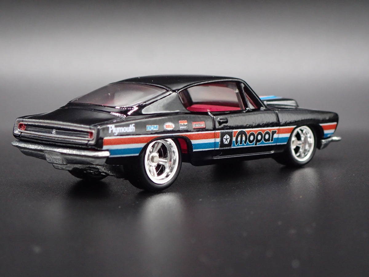 1968 PLYMOUTH BARRACUDA CUDA FASTBACK MOPAR 1/64 SCALE DIORAMA DIECAST MODEL CAR-Burning Rubber Toy Company