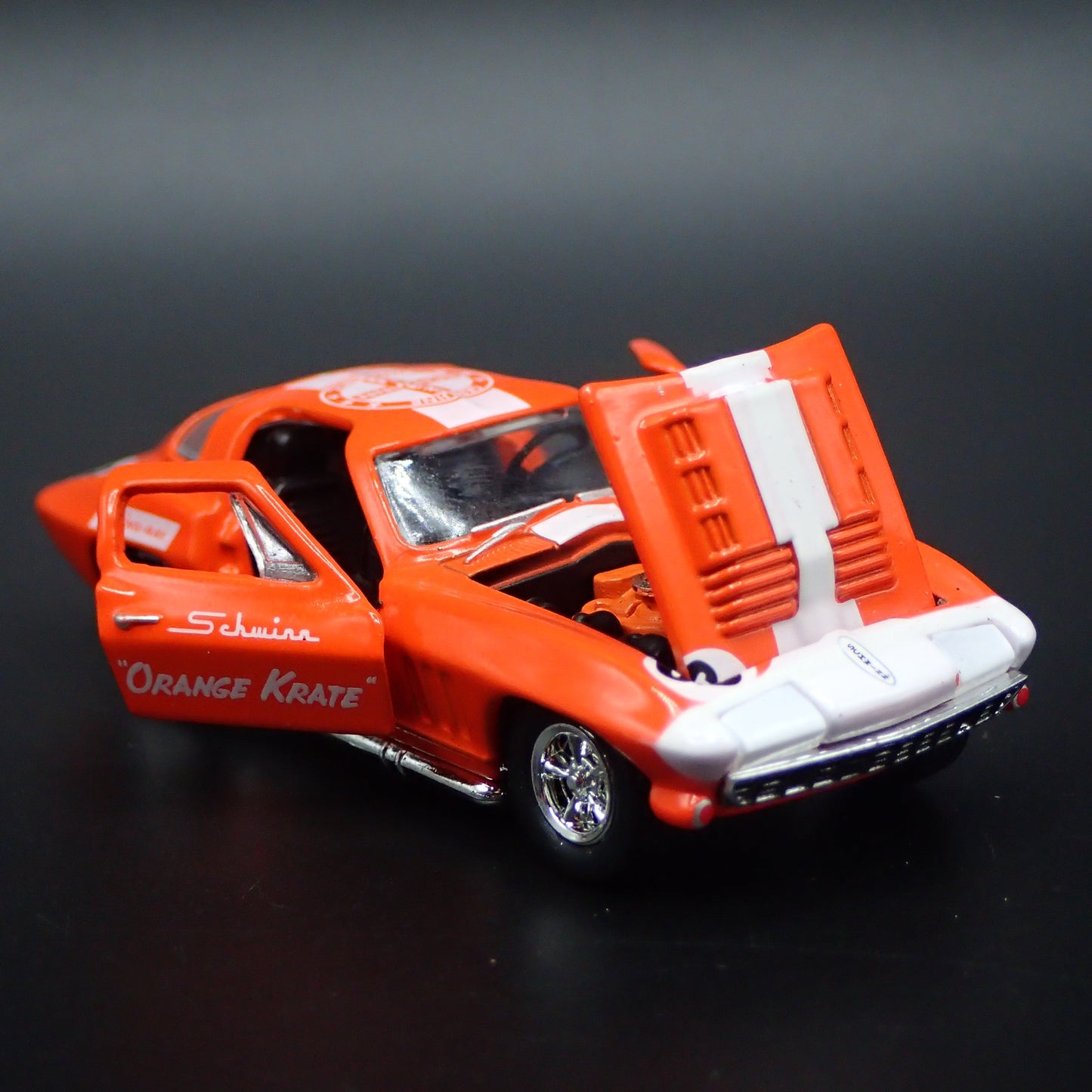 1966 CHEVY CHEVROLET CORVETTE 427 SCHWINN STING RAY 1:64 SCALE DIECAST MODEL CAR