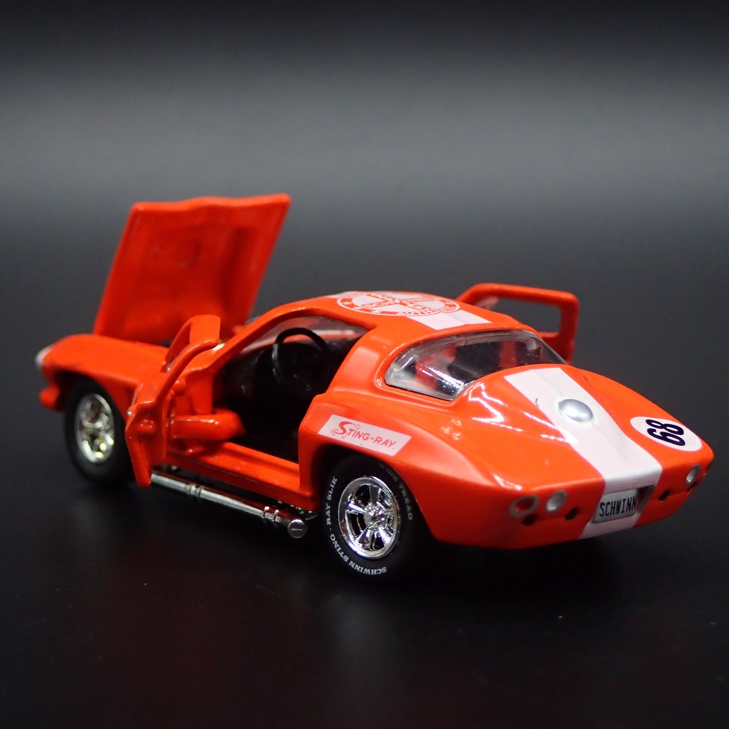 1966 CHEVY CHEVROLET CORVETTE 427 SCHWINN STING RAY 1:64 SCALE DIECAST MODEL CAR