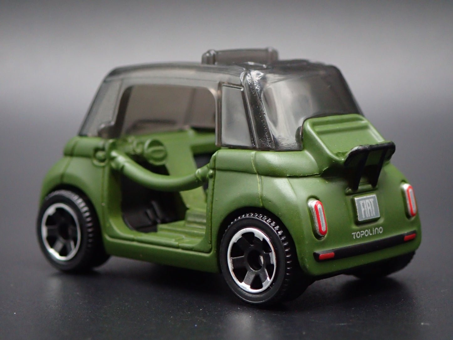 2024-2025 FIAT TOPOLINO GREEN 1/64 SCALE COLLECTIBLE DIORAMA DIECAST MODEL CAR