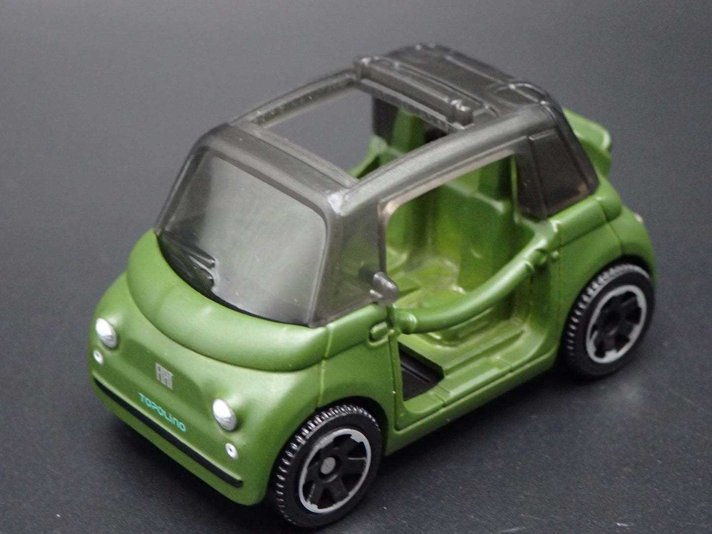 2024-2025 FIAT TOPOLINO GREEN 1/64 SCALE COLLECTIBLE DIORAMA DIECAST MODEL CAR