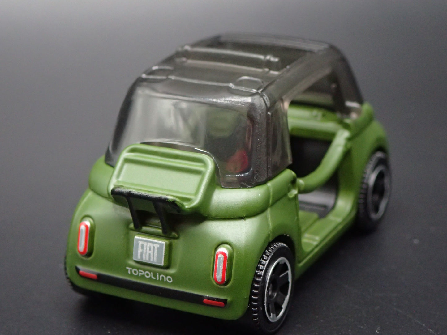 2024-2025 FIAT TOPOLINO GREEN 1/64 SCALE COLLECTIBLE DIORAMA DIECAST MODEL CAR