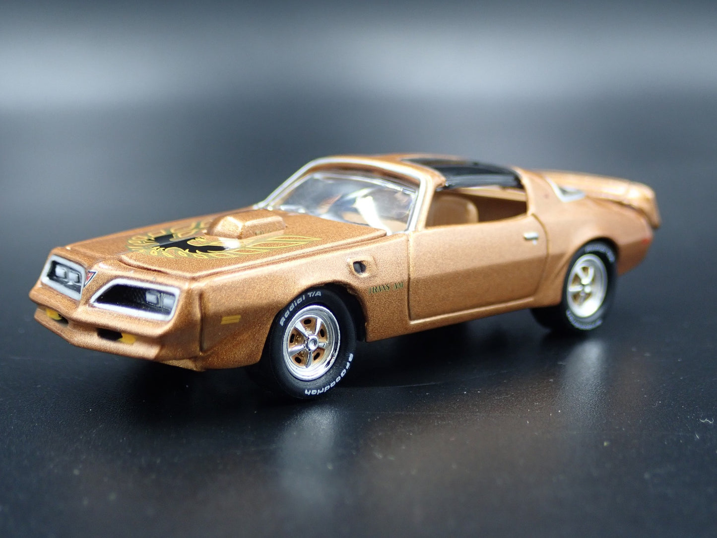 1978 PONTIAC FIREBIRD TRANS AM T/A GOLD 1:64 SCALE COLLECTIBLE DIECAST MODEL CAR