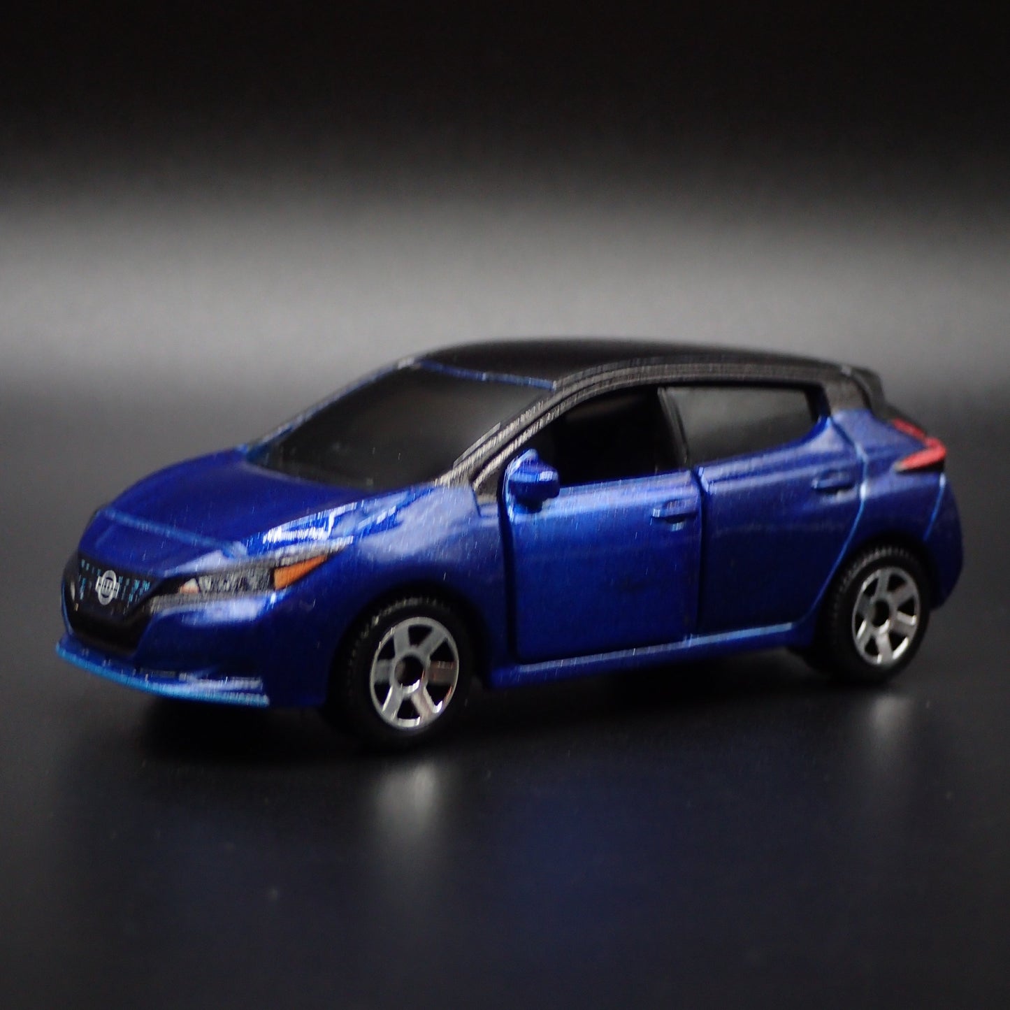2018-2025 NISSAN LEAF 4 FOUR DOOR BLUE 1:64 SCALE COLLECTIBLE DIECAST MODEL CAR