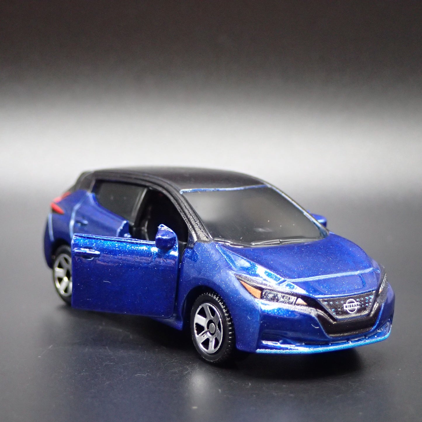 2018-2025 NISSAN LEAF 4 FOUR DOOR BLUE 1:64 SCALE COLLECTIBLE DIECAST MODEL CAR