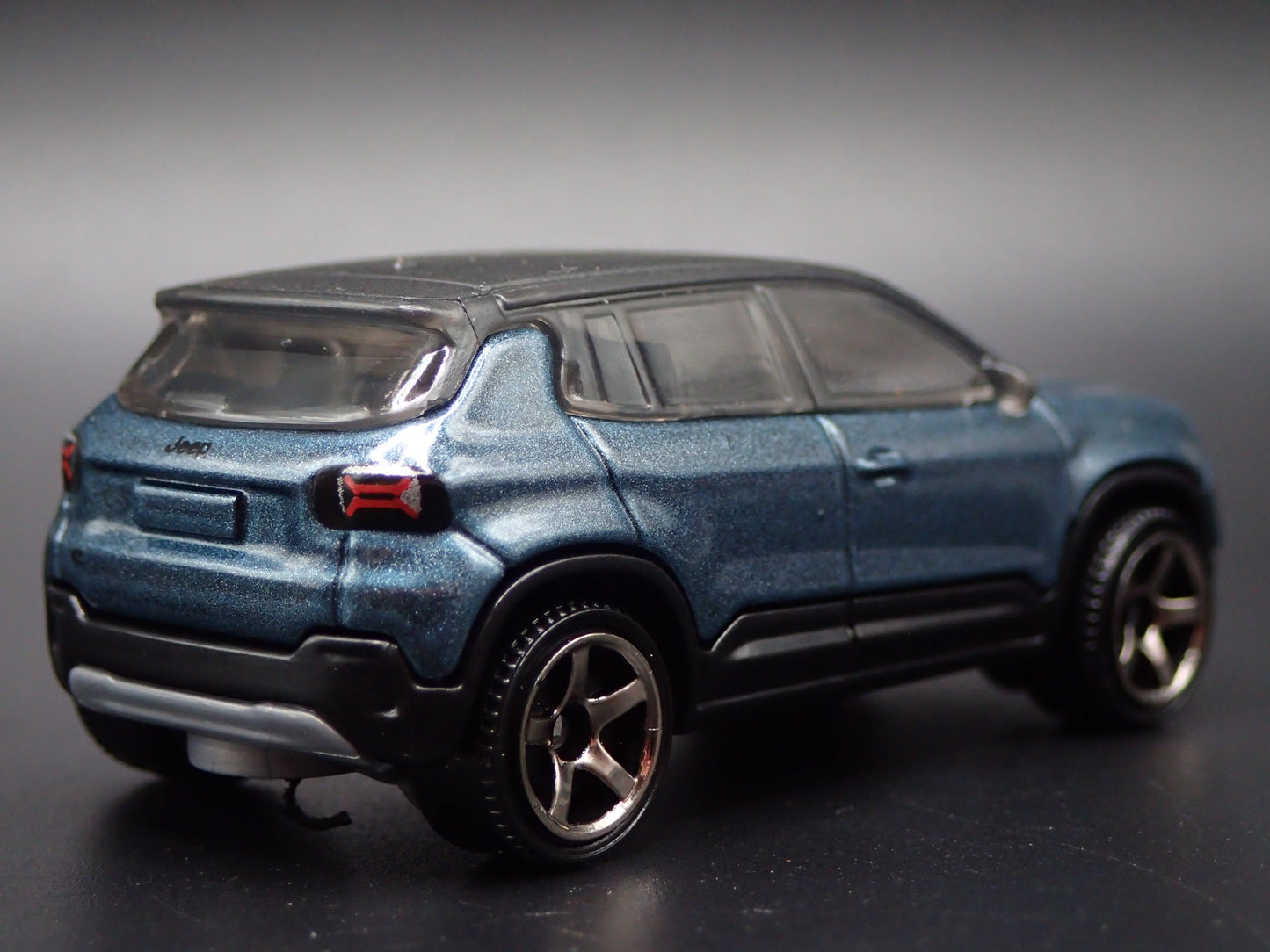 2023-2025 JEEP AVENGER 4 FOUR DOOR SUV BLUE 1/64 SCALE DIORAMA DIECAST MODEL CAR