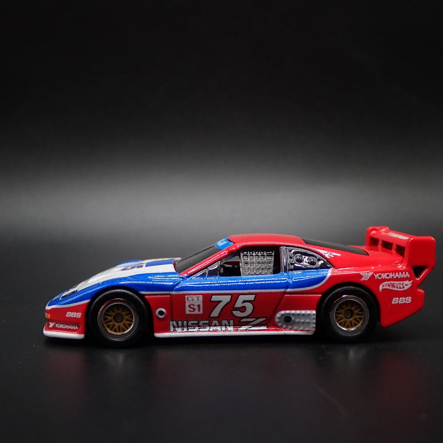 1989 -2000 NISSAN 300ZX GTS 1:64 SCALE COLLECTIBLE DIORAMA DIECAST MODEL CAR