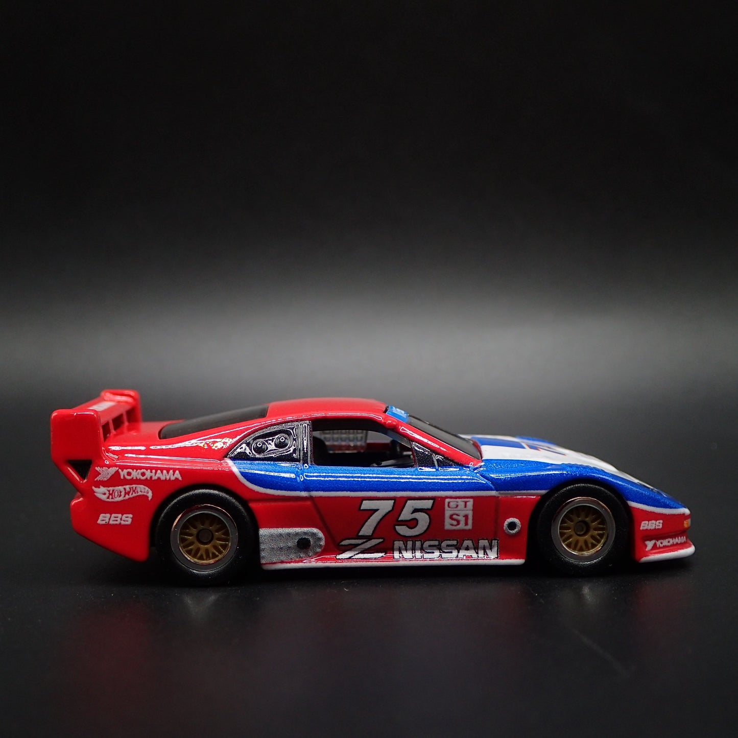 1989 -2000 NISSAN 300ZX GTS 1:64 SCALE COLLECTIBLE DIORAMA DIECAST MODEL CAR