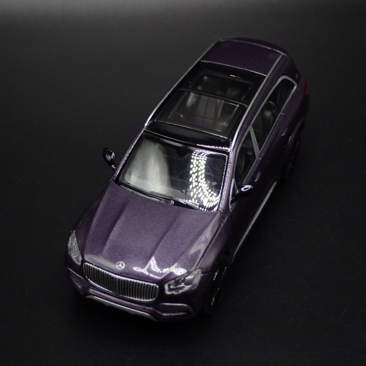 2020-2023 MERCEDES MAYBACH GLS 600 SUV 1:64 SCALE DIORAMA DIECAST MODEL CAR