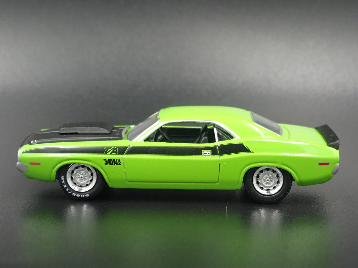 1970 DODGE CHALLENGER TA RARE 1:64 SCALE COLLECTIBLE DIORAMA DIECAST MODEL CAR-Burning Rubber Toy Company