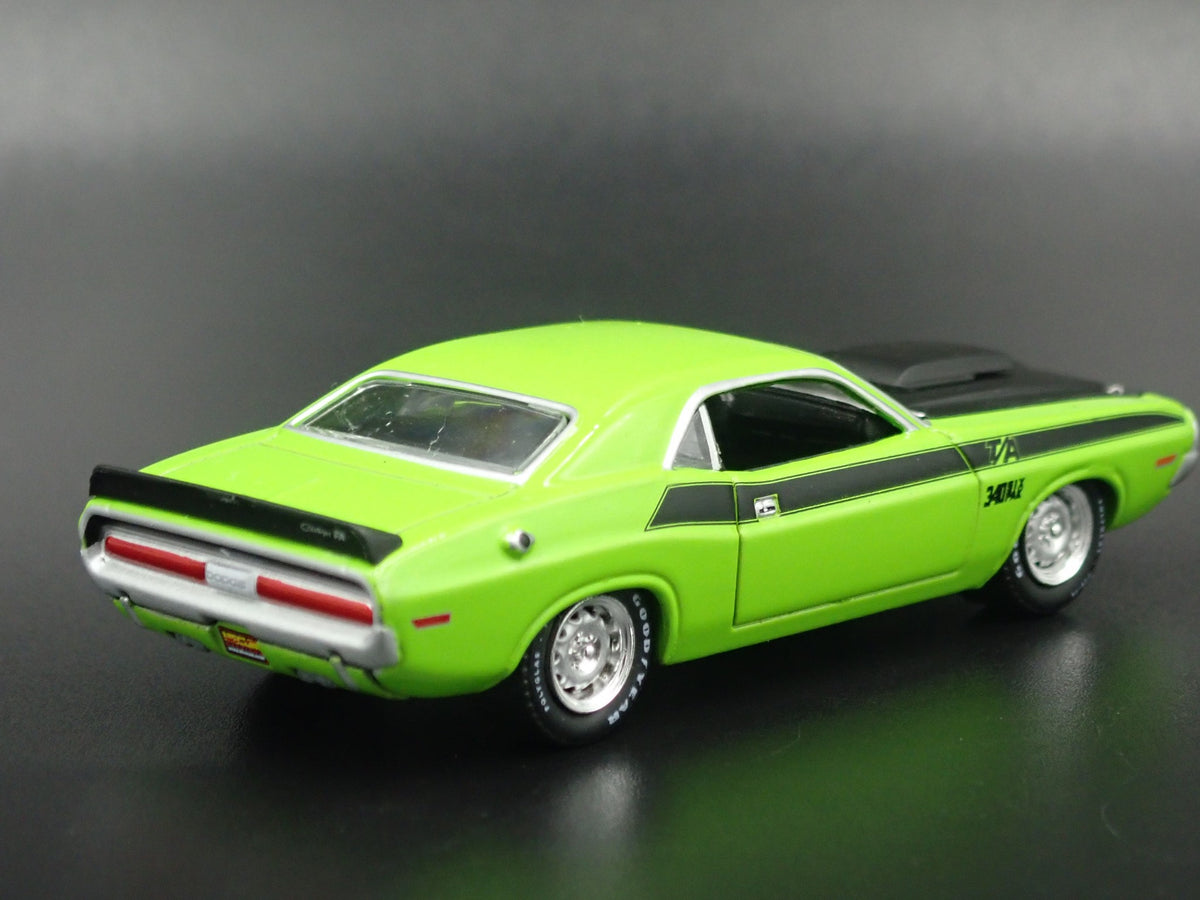 1970 DODGE CHALLENGER TA RARE 1:64 SCALE COLLECTIBLE DIORAMA DIECAST MODEL CAR-Burning Rubber Toy Company
