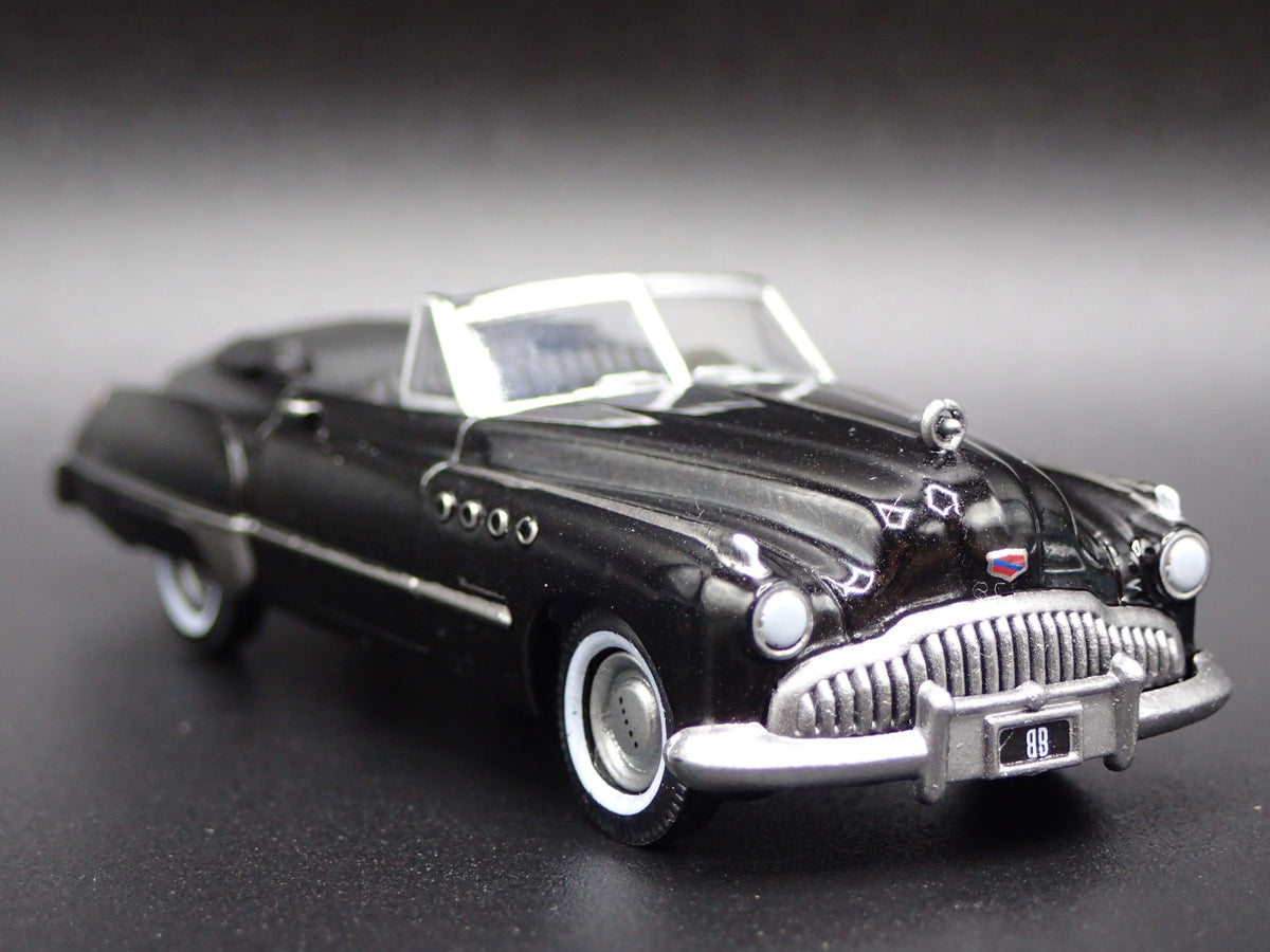 1949 49 BUICK ROADMASTER CONVERTIBLE 1/64 SCALE COLLECTIBLE DIORAMA MODEL CAR-Burning Rubber Toy Company