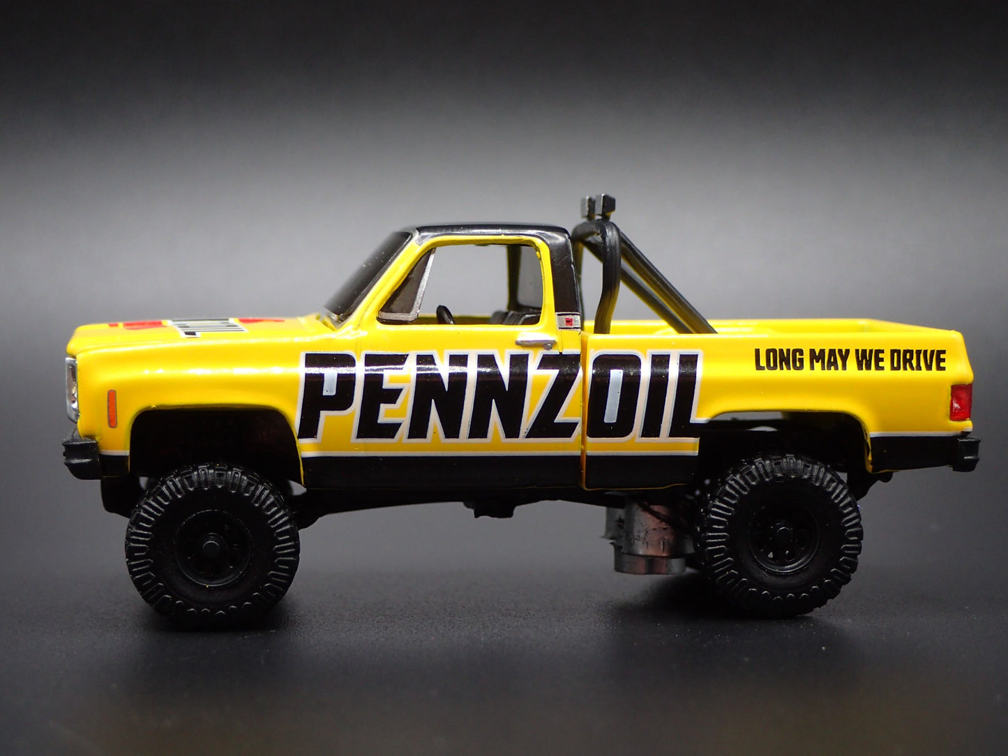 1976 76 GMC SIERRA GRANDE 15 PICKUP TRUCK 4X4 SQUAREBODY 1/64 SCALE MODEL CAR