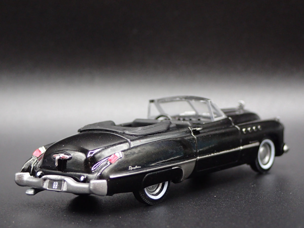 1949 49 BUICK ROADMASTER CONVERTIBLE 1/64 SCALE COLLECTIBLE DIORAMA MODEL CAR-Burning Rubber Toy Company