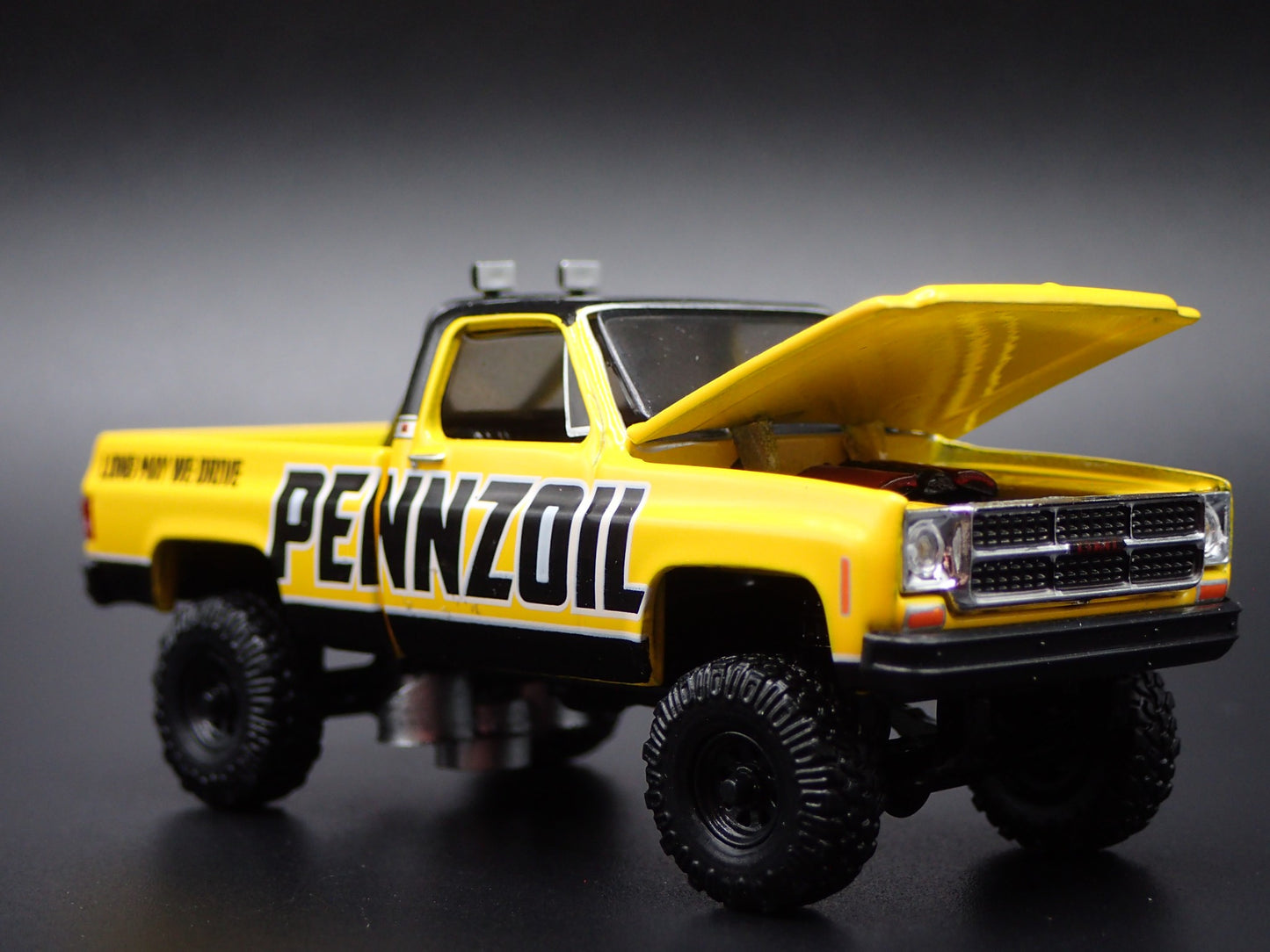 1976 76 GMC SIERRA GRANDE 15 PICKUP TRUCK 4X4 SQUAREBODY 1/64 SCALE MODEL CAR