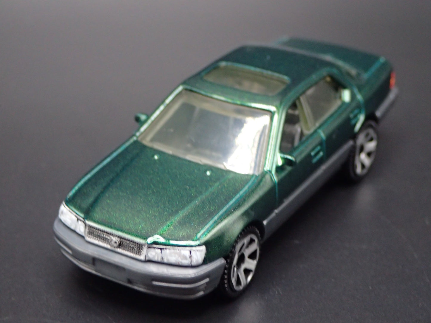 1992-1994 LEXUS LS 400 LS400 GREEN 1/64 SCALE COLLECTIBLE DIECAST MODEL CAR