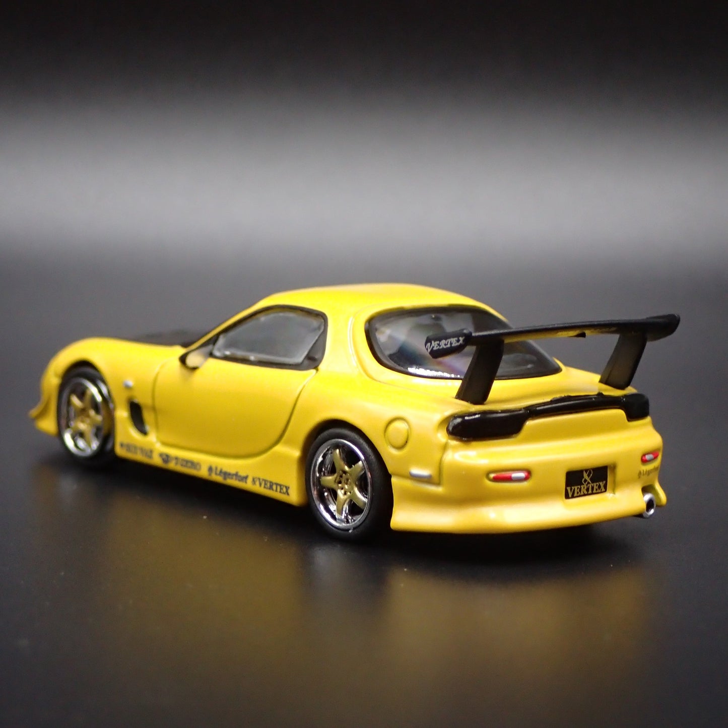 MAZDA RX7 FD3S VERTEX JDM RARE 1:64 SCALE COLLECTIBLE DIORAMA DIECAST MODEL CAR